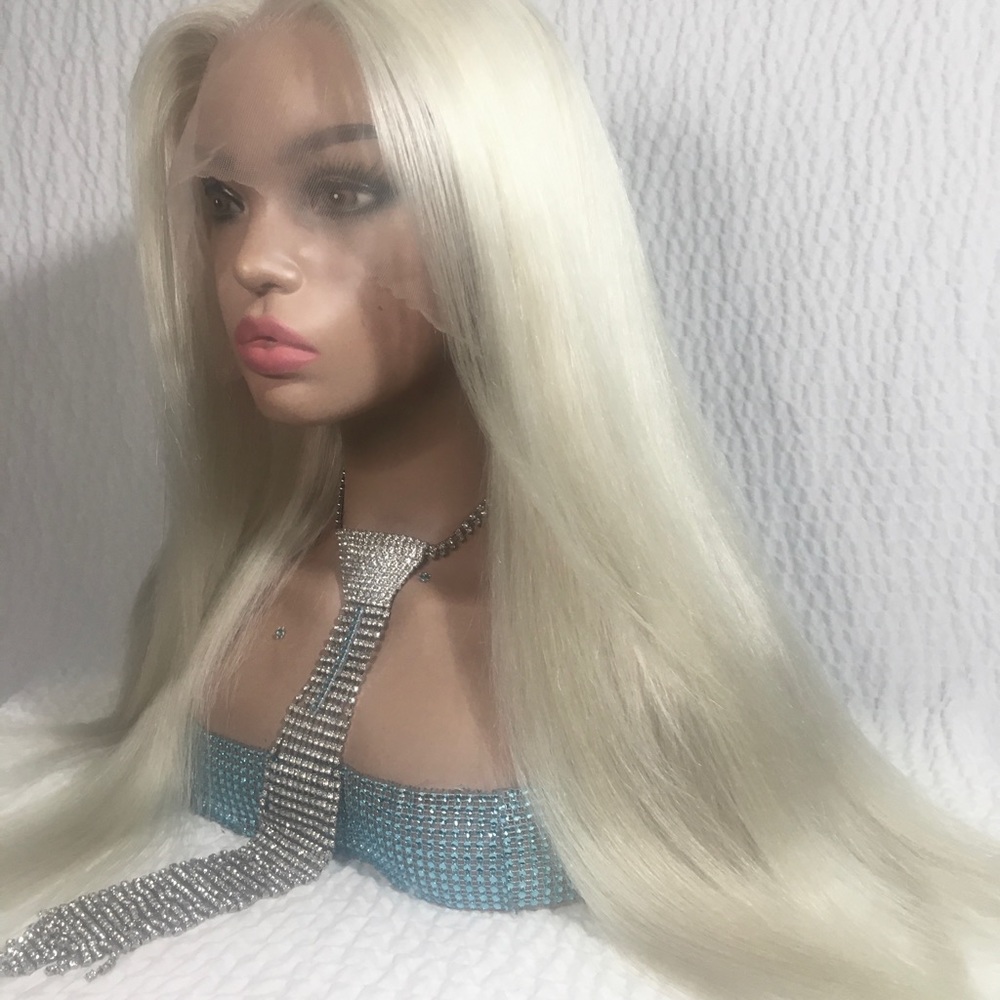 Realistic Pale Blonde Human Hair Lace Wig 24 inches - Picture 4 of 15